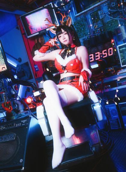 日韩女围巾_国产在线观看