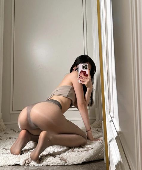 欧美自拍在线综合图区_BD英语免费观看视频