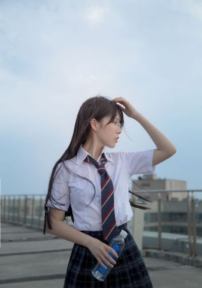 欧美bigtits_国产剧动漫免费观看
